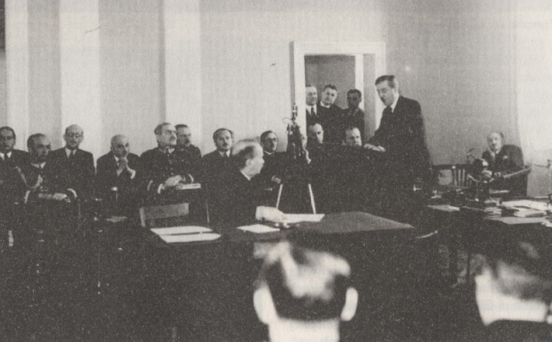 Wicepremier Eugeniusz Kwiatkowski przedstawia w Sejmie 5 lutego 1937 plany Centralnego Okręgu Przemysłowego